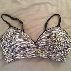 Xhilaration bra